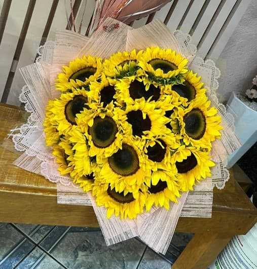 Ramo de 20 girasoles
